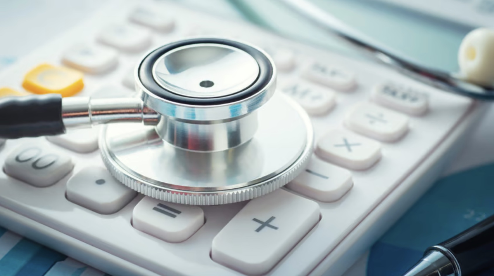 Read more about the article Docs warn that Medicare payment rates put them in a precarious financial situation