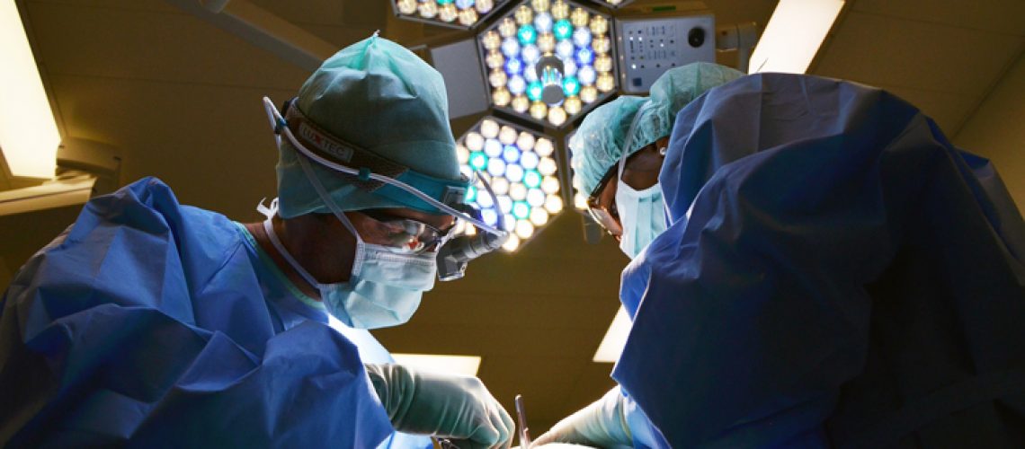 doctors-in-surgery